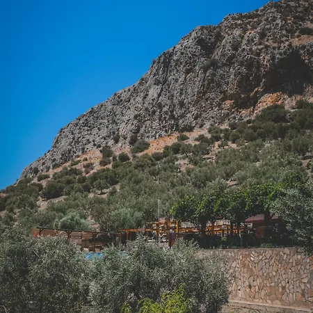 Natureland Efes Lägenhetshotell Selçuk